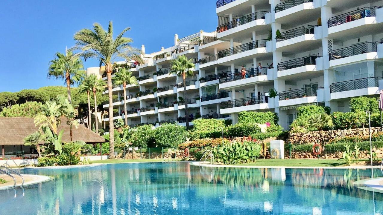 Mi Capricho A16 Beachfront Apartment Sitio de Calahonda Esterno foto